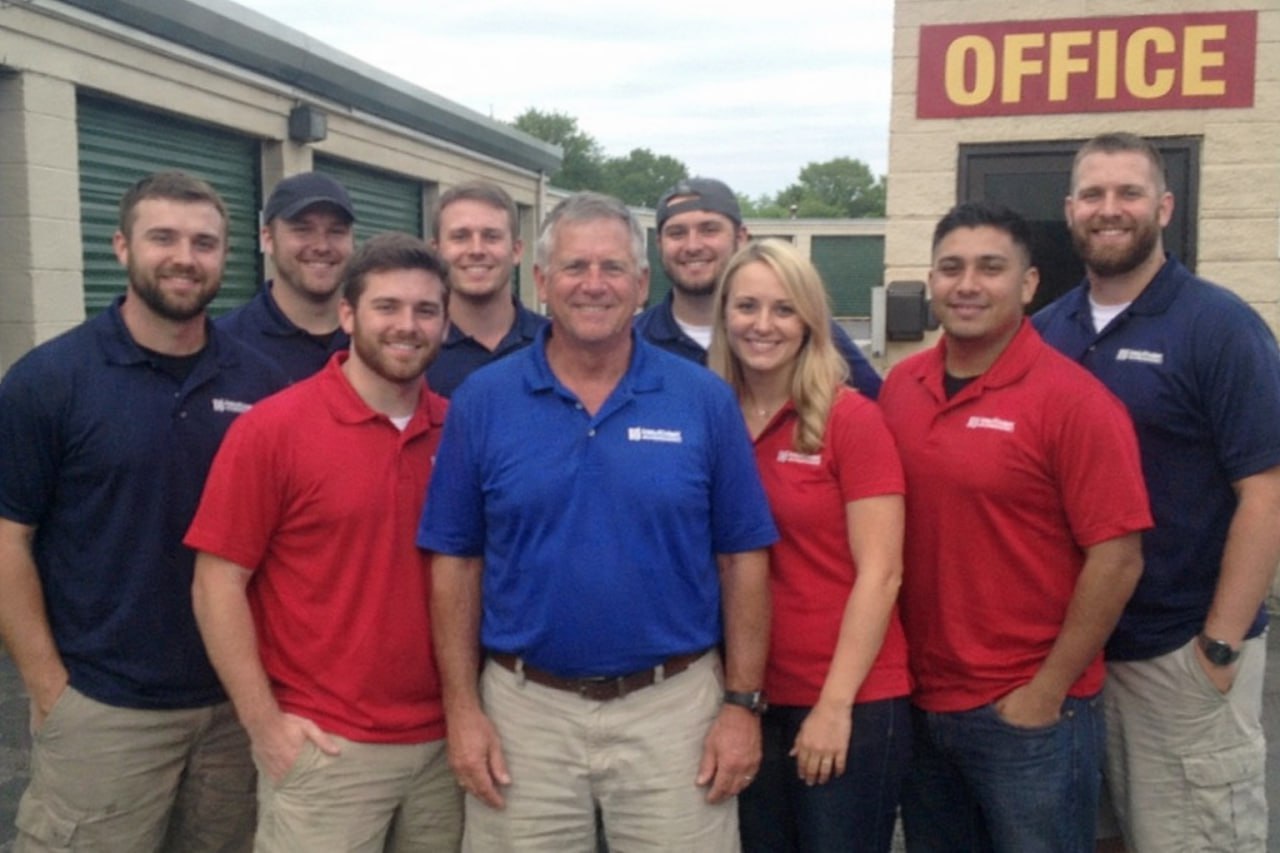 Water damage restoration professionals in Compton, CA